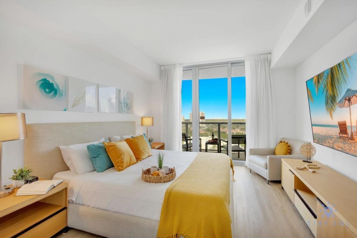 MODERN Resort BALCONY ENDLESS VIEWS Resort Hallandale Beach Exterior foto