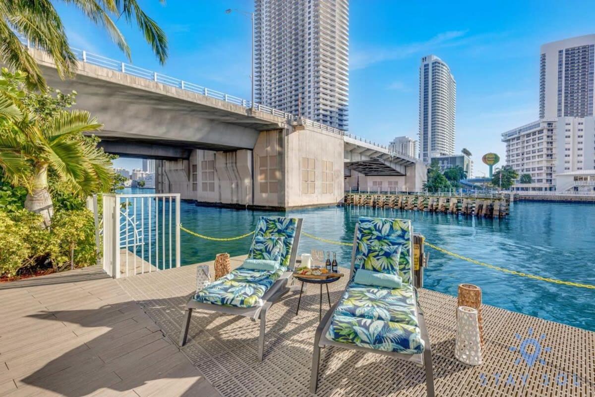 MODERN Resort BALCONY ENDLESS VIEWS Resort Hallandale Beach Exterior foto